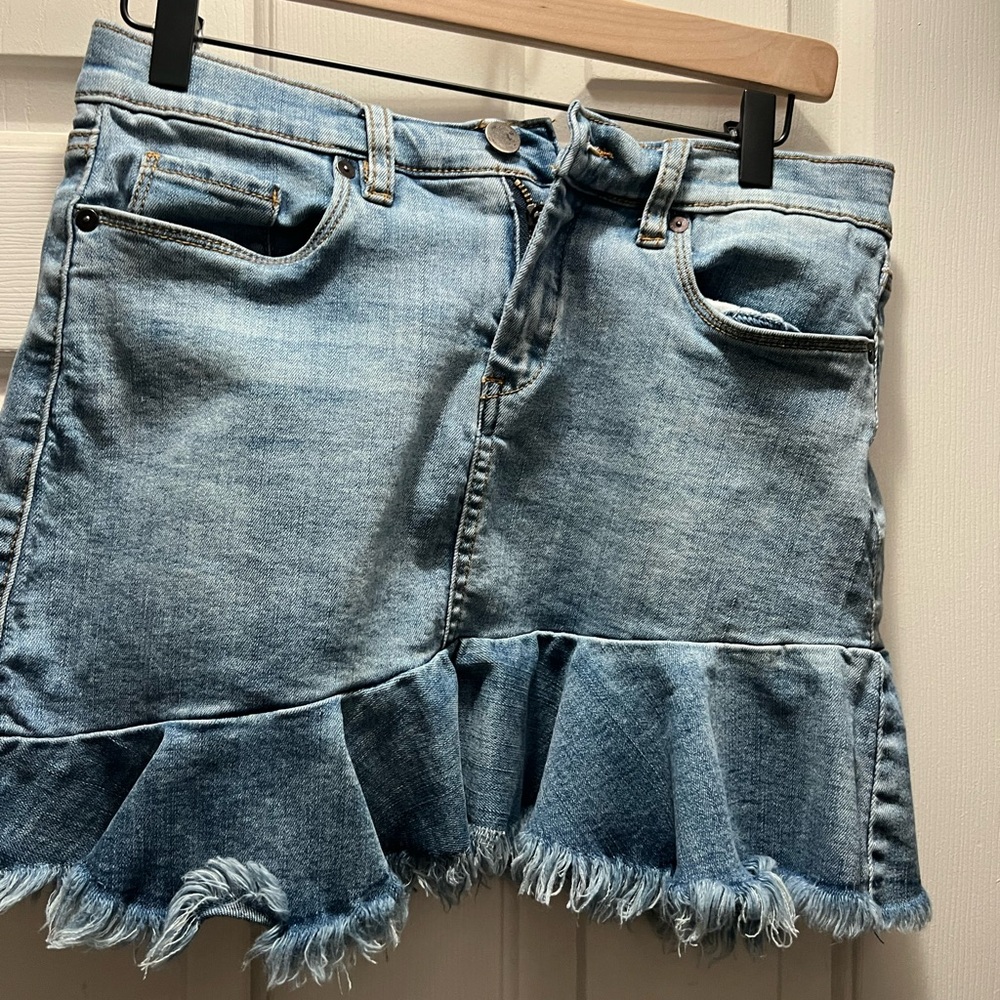 Chelsea & Violet Ruffle Frayed Mini Denim Skirt Jean Sz 28